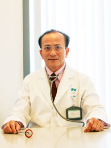 Senior Consultant Tran Quang Vinh, MD, PhD – a master of Neurosurgery (Brain & Spine)