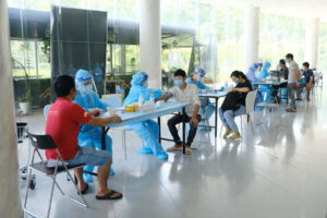 FV Hospital requests Minister of Health for permission to deliver 10,000 vaccination doses/day