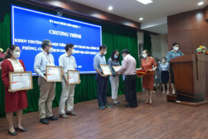 FV Hospital Vaccination Team receive Rewards from District 7 People’s Committee