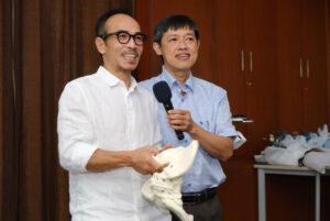 FV Hospital Expands Cooperation with Local University Through Workshops