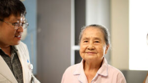 FV Hospital Saves a 94-Year-Old Patient by Implanting a Wireless Artificial Cardiac Pacemaker with Atrial Sensor