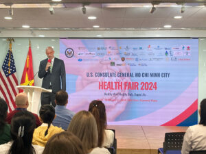FV HOSPITAL PARTICIPATES IN U.S. CONSULATE HEALTH FAIR