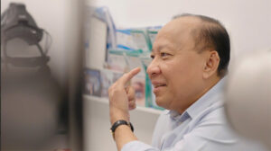 Cataract Surgery for the Elderly Using Phaco Technique: Only 15 Minutes, Painless, and No Need for Glasses