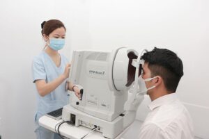 Các bệnh về mắt của người già: Những vấn đề người trên 50 tuổi cần lưu ý