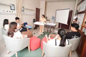 Lớp học tiền sản là gì? Lợi ích khi tham gia lớp học tiền sản