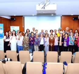 FV Shares Nutritional and Musculoskeletal Health Strategies to Help Seniors Live Strong, H...