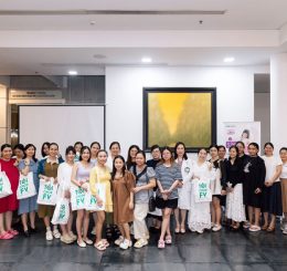 Trà chiều cùng Bác sĩ tháng 11: Bí quyết nuôi con bằng sữa mẹ và chăm sóc bầu ngực khỏe...