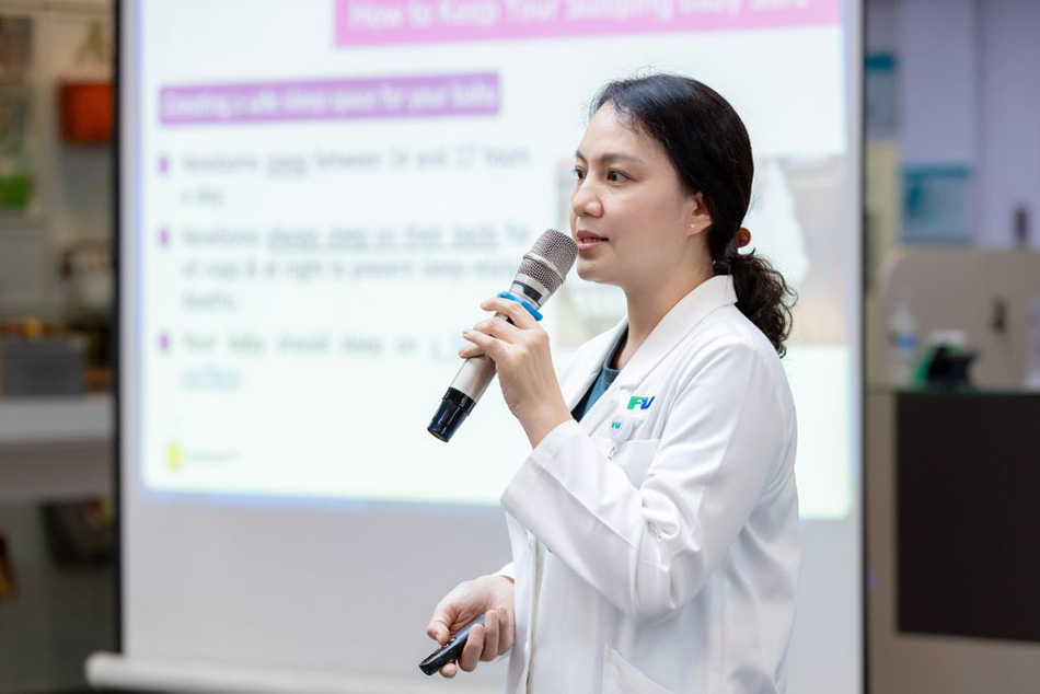 ThS.BS.CKII Hồ Xuân Anh – Phó khoa Nhi & Nhi sơ sinh, Bệnh viện FV