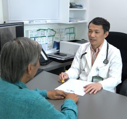 Thay van tim không cần phẫu thuật cho bệnh nhân 71 tuổi, giúp thoát cảnh khó thở triền miê...