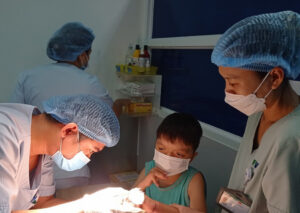 Hand Surgery Magician Returns to Vietnam: New Hope for Children with Congenital Hand Conditions