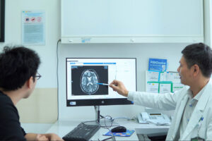 Giải mã ‘khối giả u’ ở não gây đau đầu kéo dài