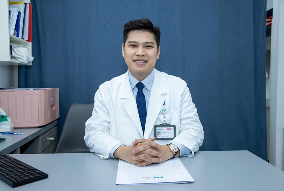 Pham Duc Minh, MD, MSc, Specialist Level I: A robotic surgery expert helping preserve men’s quality of life