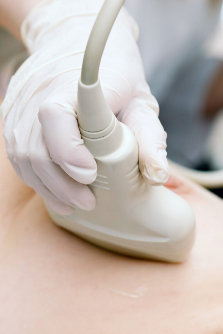Sinh thiết vú dưới hướng dẫn của siêu âm